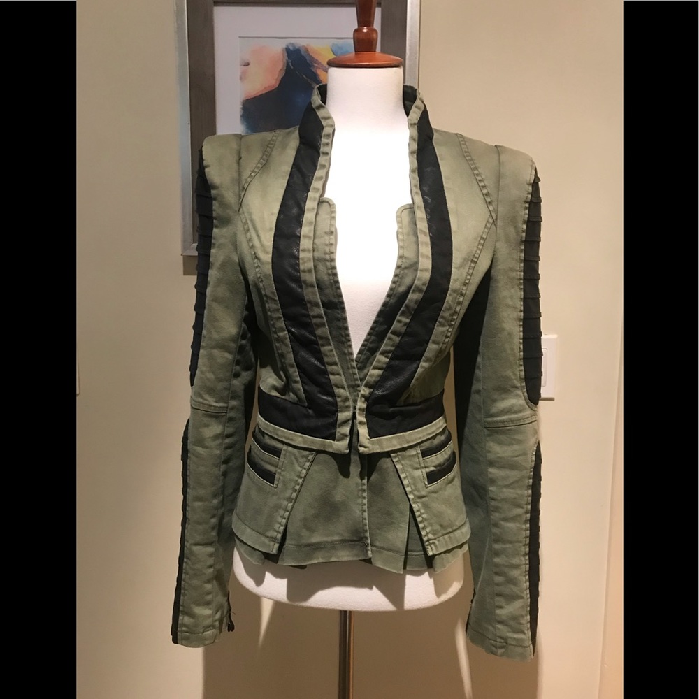 Sexy denim PU leather zip sleeves blazer jacket.